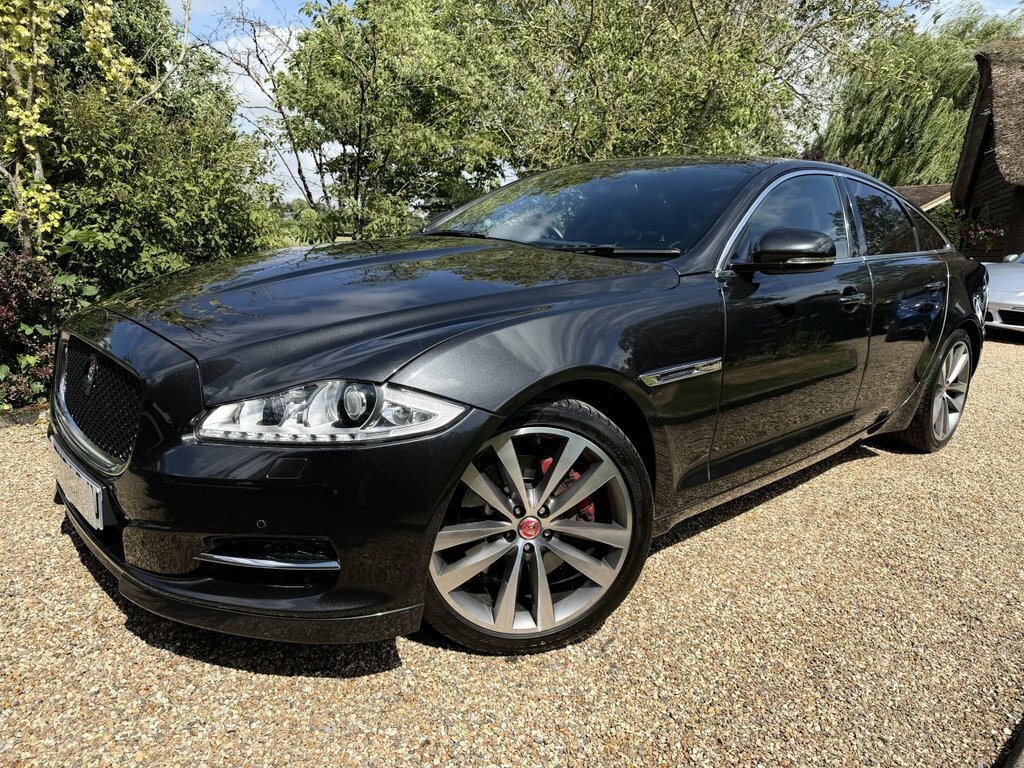 Jaguar XJ 3L Portfolio Grey
