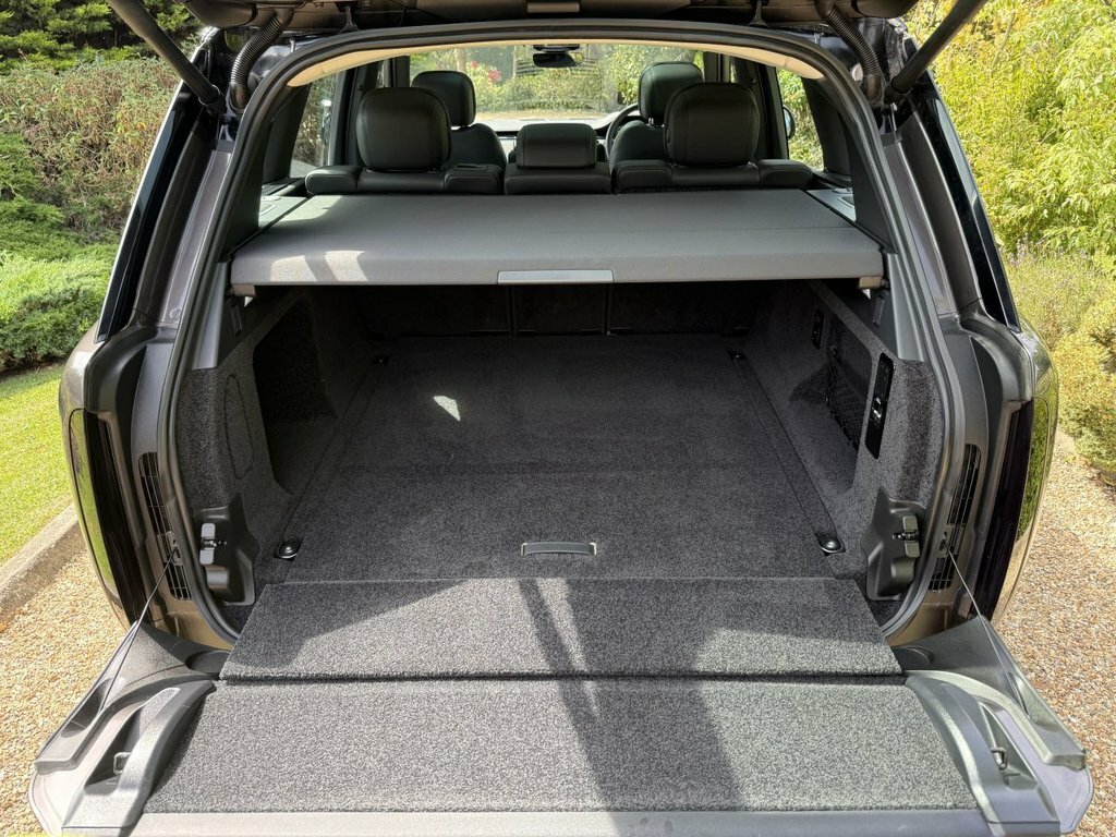 Land Rover Range Rover Autobiography Black #35