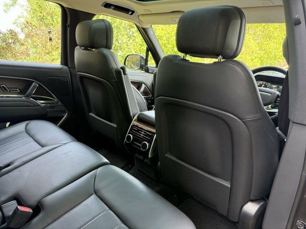 Land Rover Range Rover Autobiography Black #18