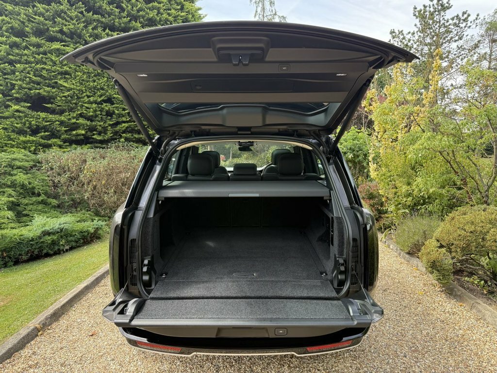 Land Rover Range Rover Autobiography Black #34