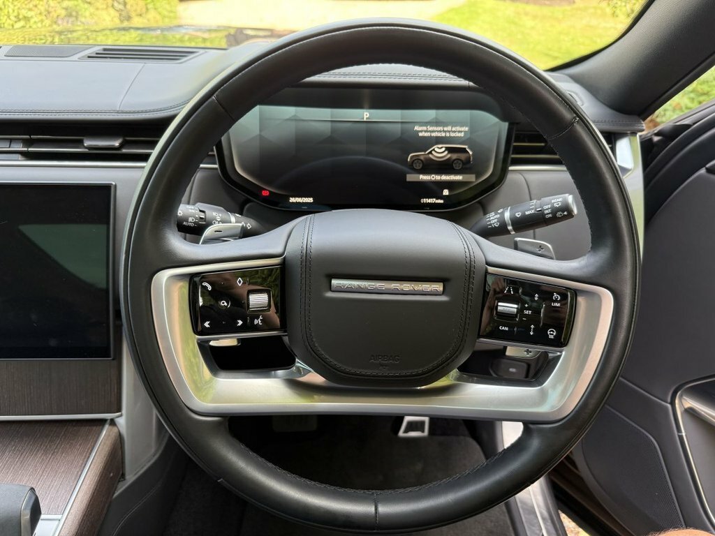 Land Rover Range Rover Autobiography Black #25