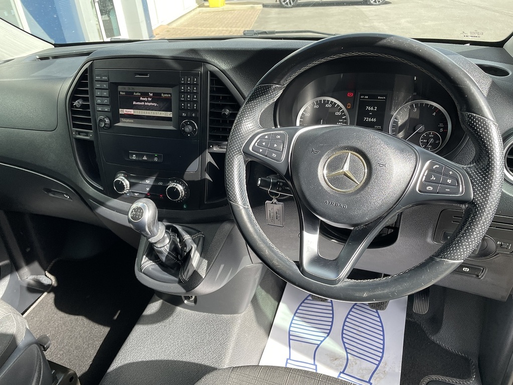 Mercedes-Benz Vito 111Cdi Van White #13