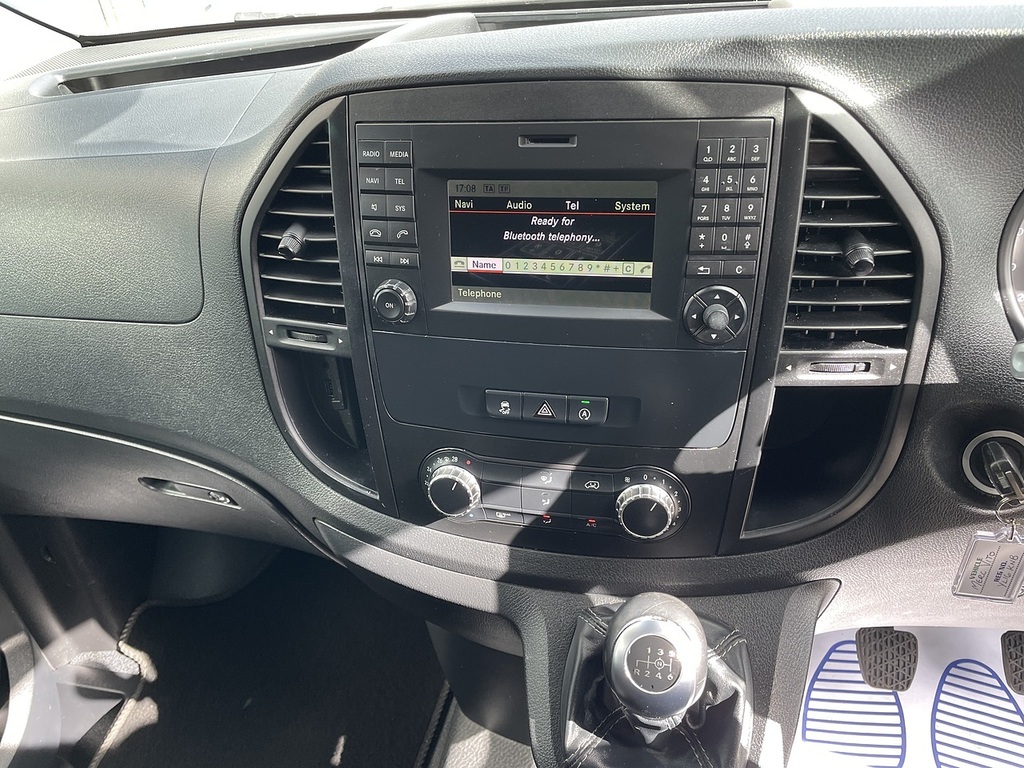 Mercedes-Benz Vito 111Cdi Van White #16