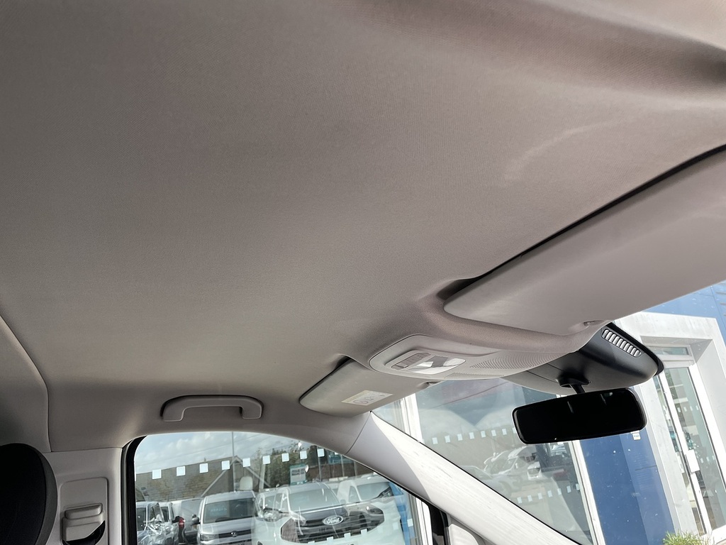Mercedes-Benz Vito 111Cdi Van White #15