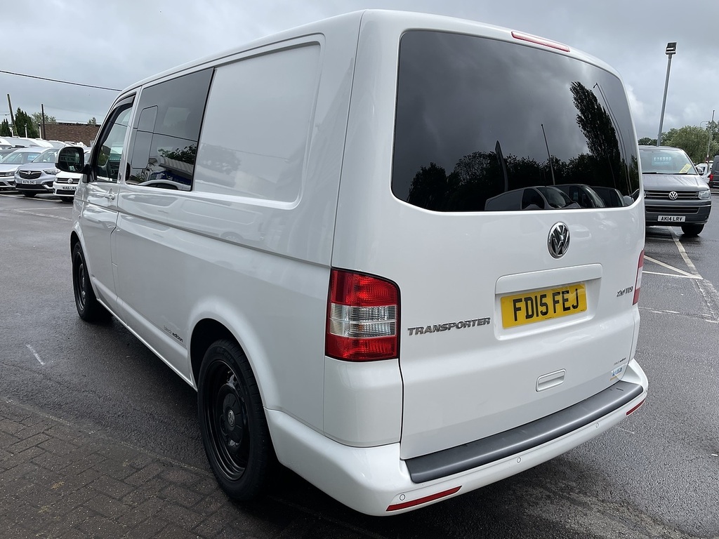Volkswagen Transporter Tdi T26 Trendline Kombi White #6