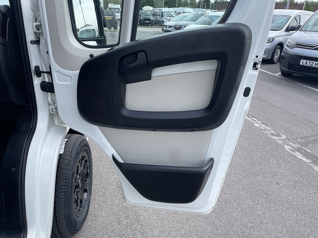 Citroen Relay 2.2 35 L3h2 Enterprise Hdi 129 Bhp White #18