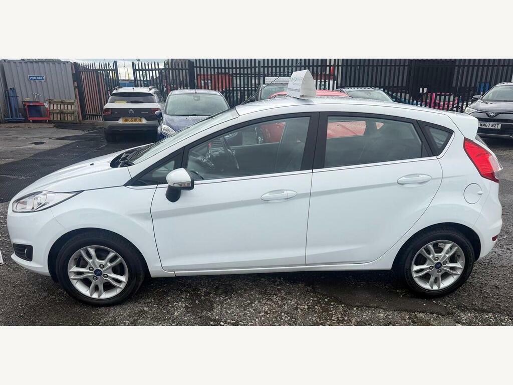 Ford Fiesta 1.25 Zetec Euro 5 White #2