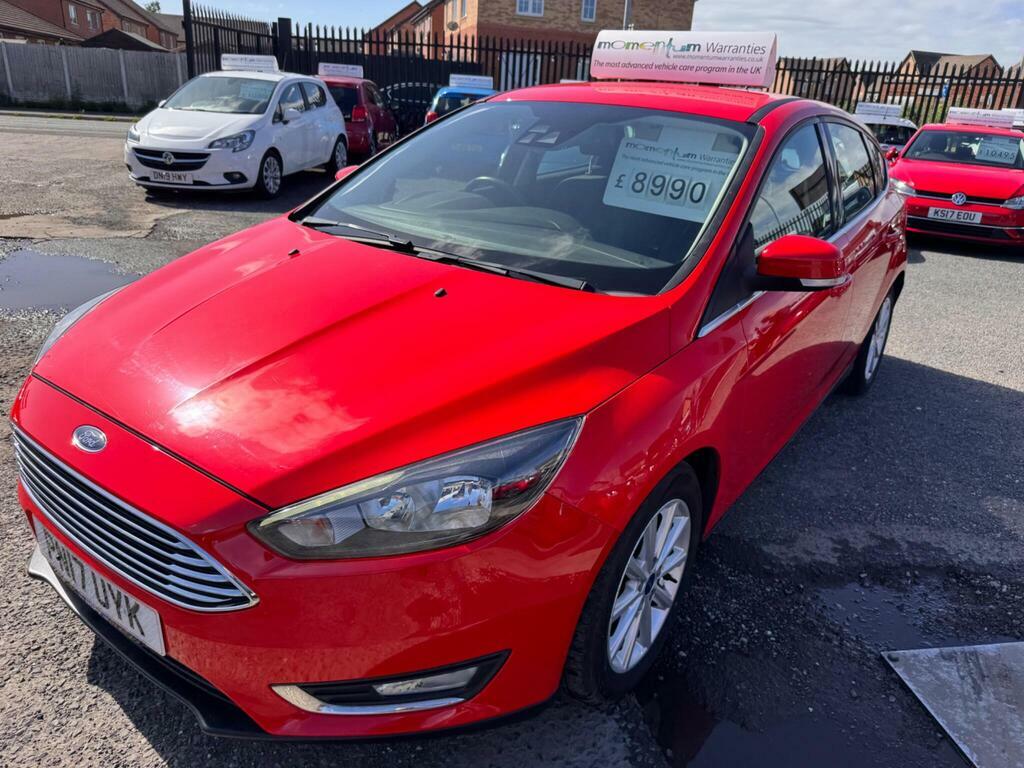 Ford Focus 1.0T Ecoboost Titanium Euro 6 S S Red