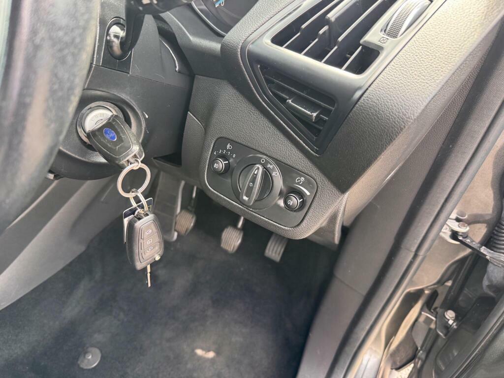 Ford Grand C-Max C-max Titanium Turb Grey #38