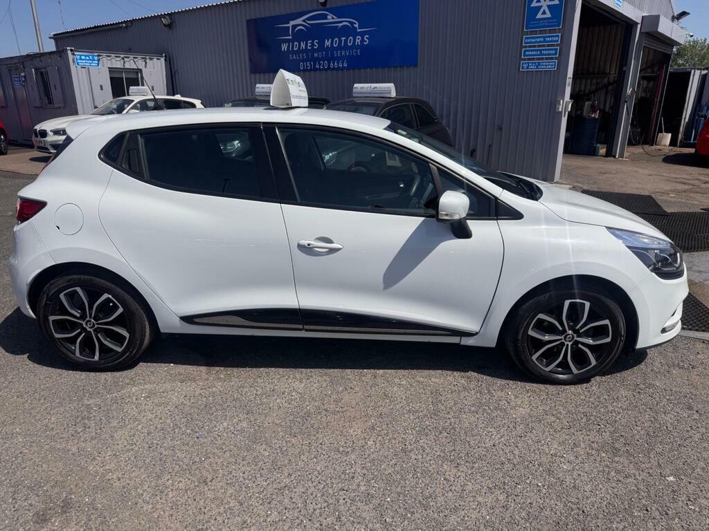 Renault Clio 0.9 Tce Play Euro 6 S S White #6