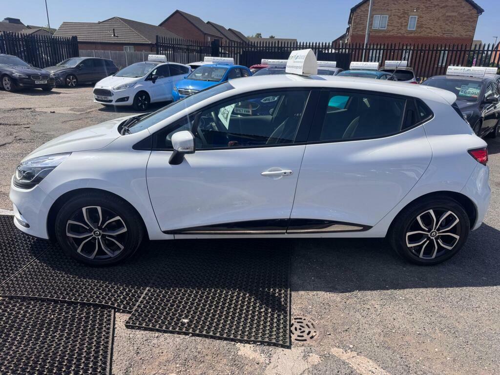Renault Clio 0.9 Tce Play Euro 6 S S White #2