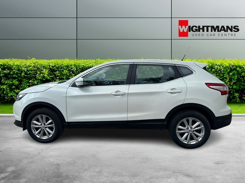 Nissan Qashqai Suv 1.5 Dci Acenta 2014 White #4