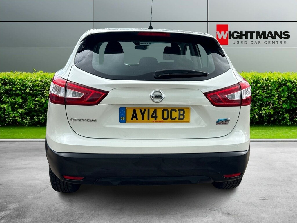 Nissan Qashqai Suv 1.5 Dci Acenta 2014 White #6
