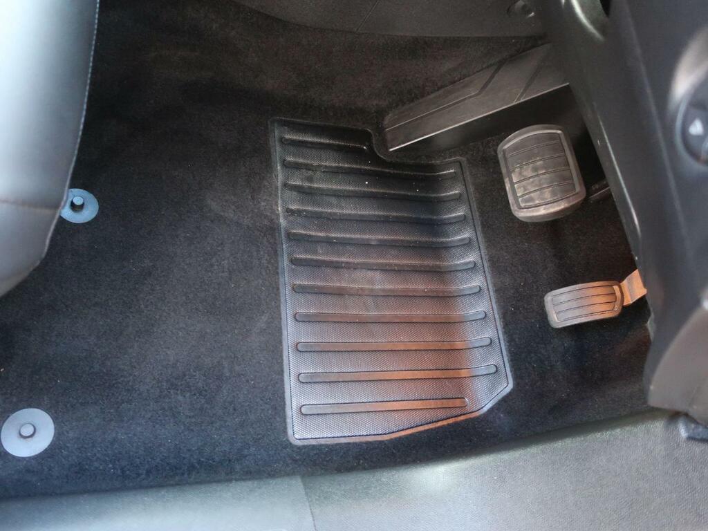 Citroen C4 1.2 Puretech 130 Sense Plus Red #22