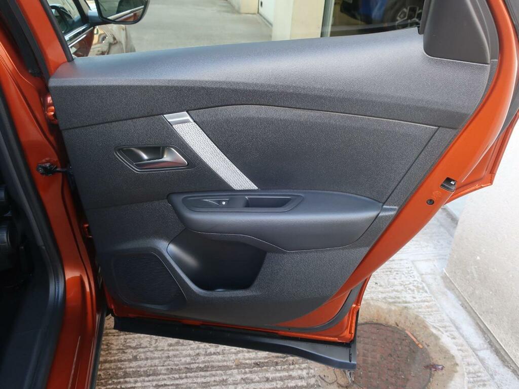 Citroen C4 1.2 Puretech 130 Sense Plus Red #25