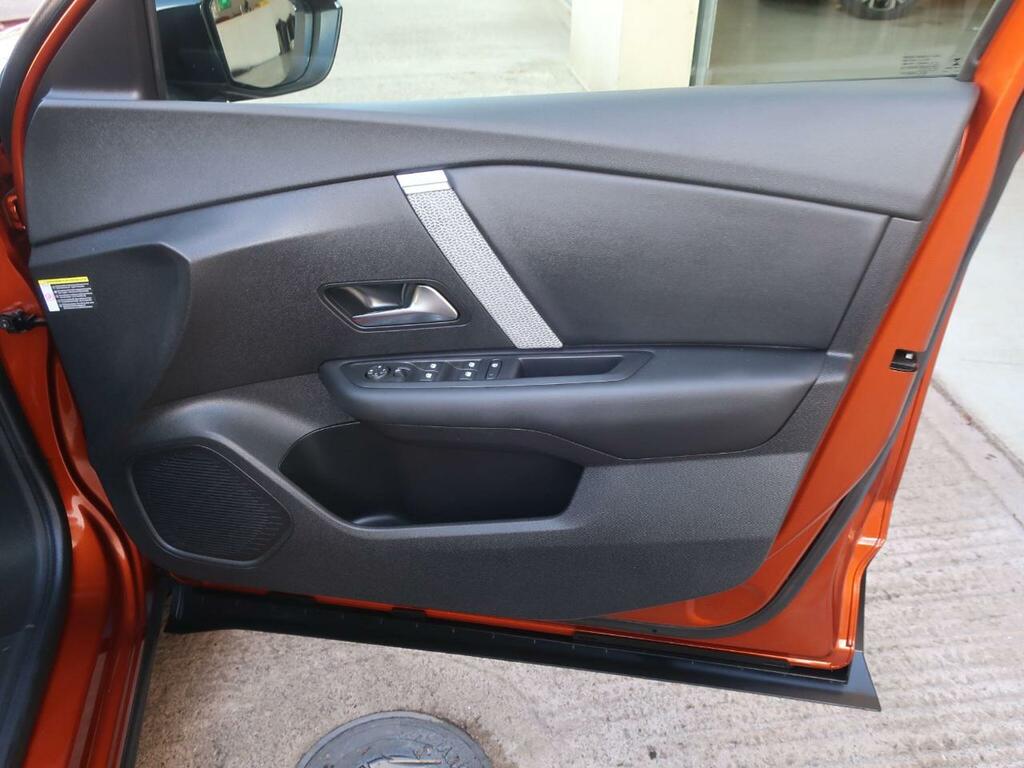 Citroen C4 1.2 Puretech 130 Sense Plus Red #23