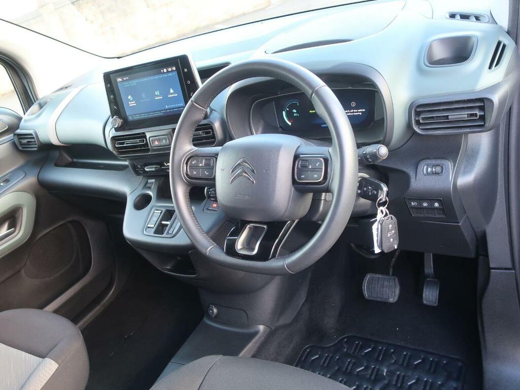 Citroen e-Berlingo 100Kw Flair Xtr M 50Kwh White #21