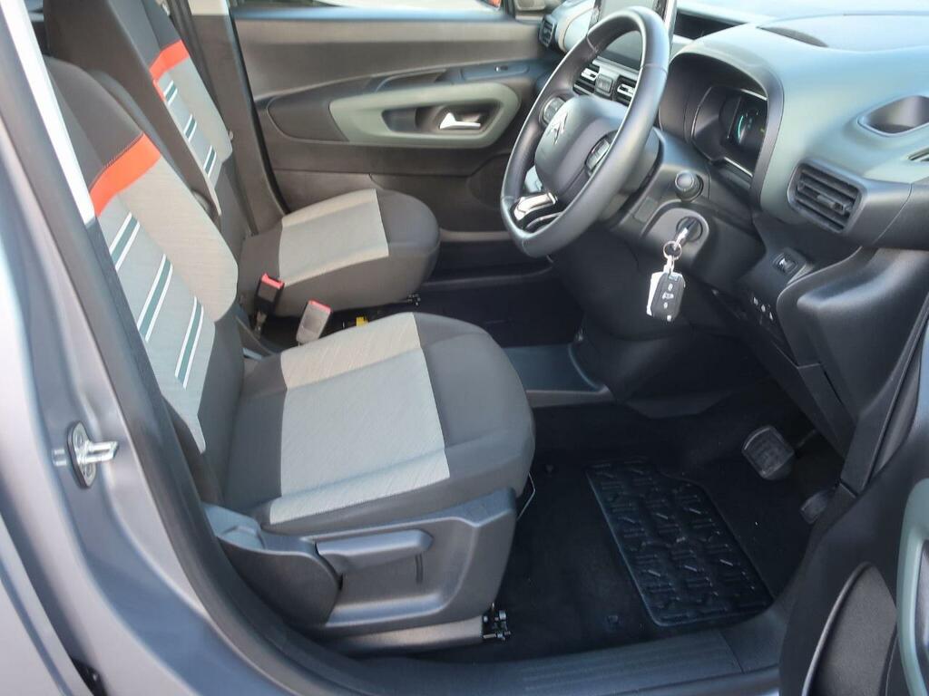 Citroen e-Berlingo 100Kw Flair Xtr M 50Kwh White #23