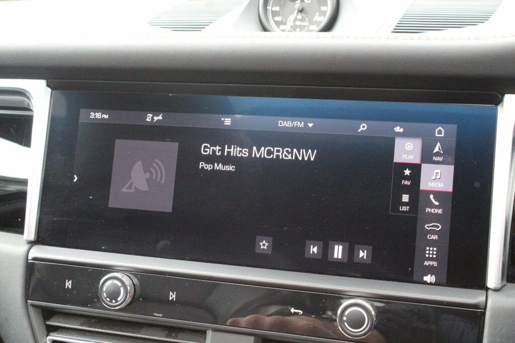 Porsche Macan 5dr Pdk  #42