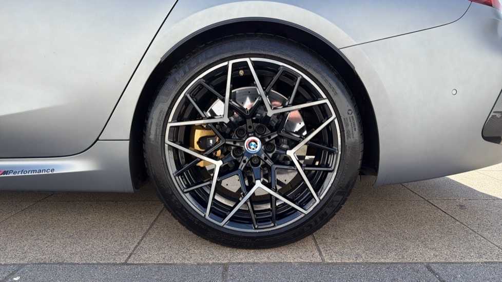 BMW M8 Xdrive Coupe Green #33