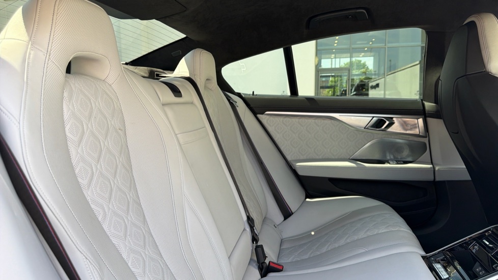 BMW M8 Xdrive Coupe Green #82
