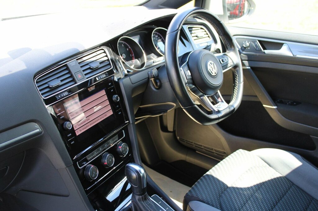 Volkswagen Golf Hatchback 1.6 Tdi Match 2019 Grey #52