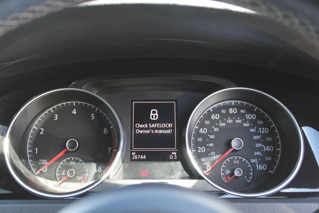 Volkswagen Golf Hatchback 1.6 Tdi Match 2019 Grey #29