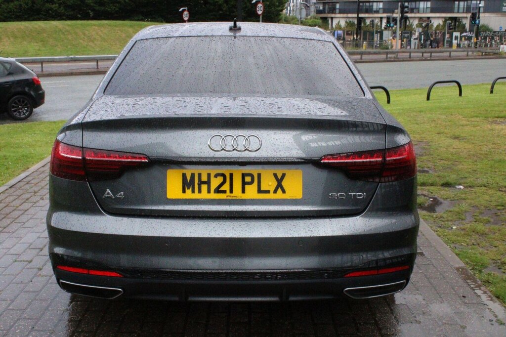 Audi A4 30 Tdi S Line S Tronic  #12