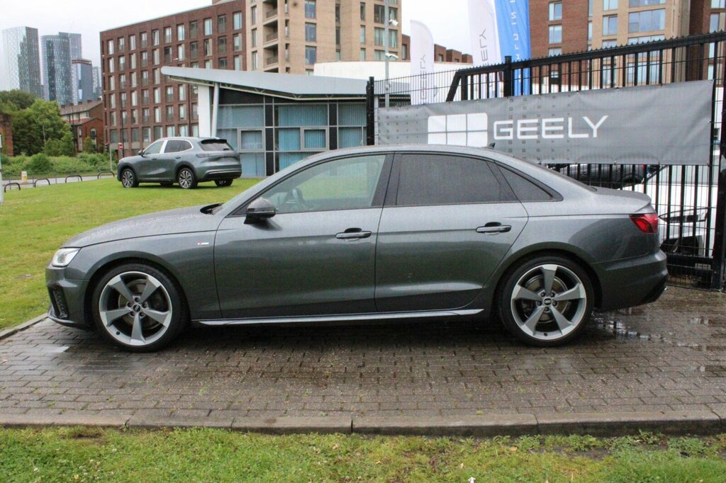 Audi A4 30 Tdi S Line S Tronic  #4
