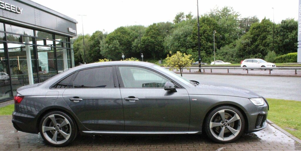 Audi A4 30 Tdi S Line S Tronic  #3