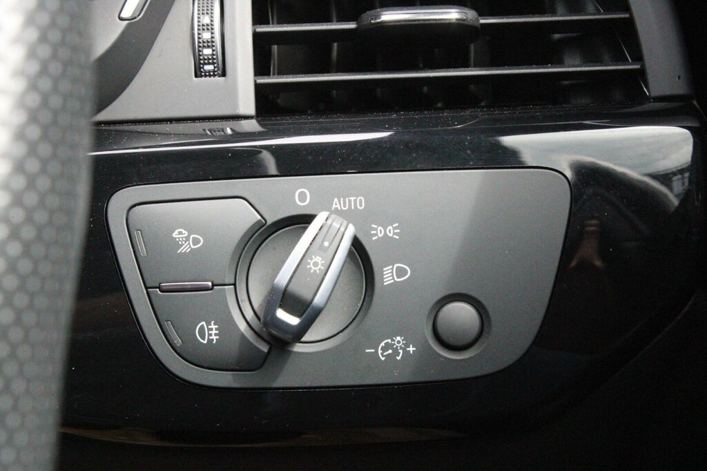 Audi A4 30 Tdi S Line S Tronic  #33