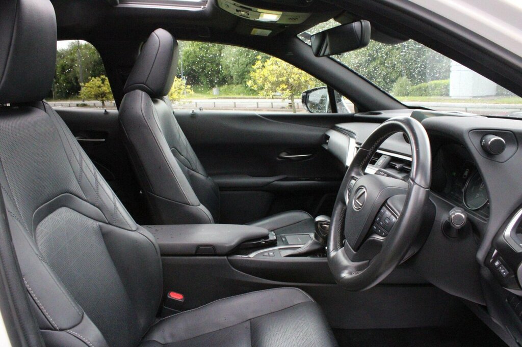 Lexus UX 250H 2.0 F-sport Cvt Nav  #20