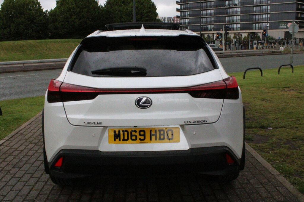 Lexus UX 250H 2.0 F-sport Cvt Nav  #11
