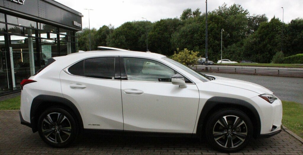 Lexus UX 250H 2.0 F-sport Cvt Nav  #3