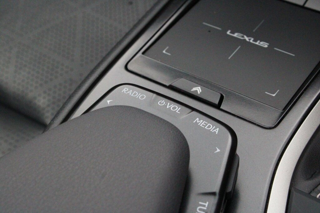 Lexus UX 250H 2.0 F-sport Cvt Nav  #33