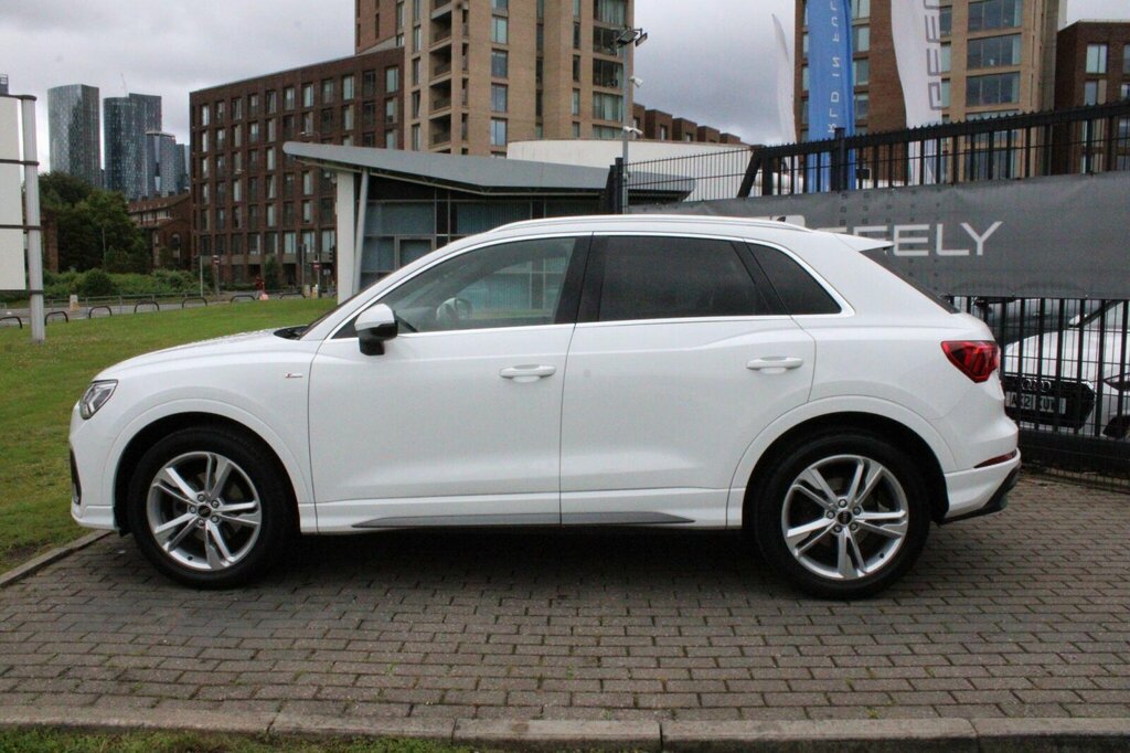 Audi Q3 O Technik 45 Tfsi E 245 Ps S Tronic White #4