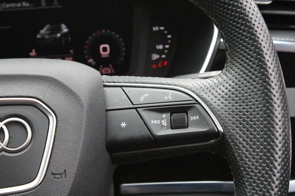 Audi Q3 O Technik 45 Tfsi E 245 Ps S Tronic White #28