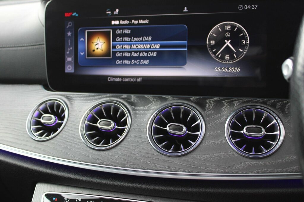 Mercedes-Benz CLS White #38