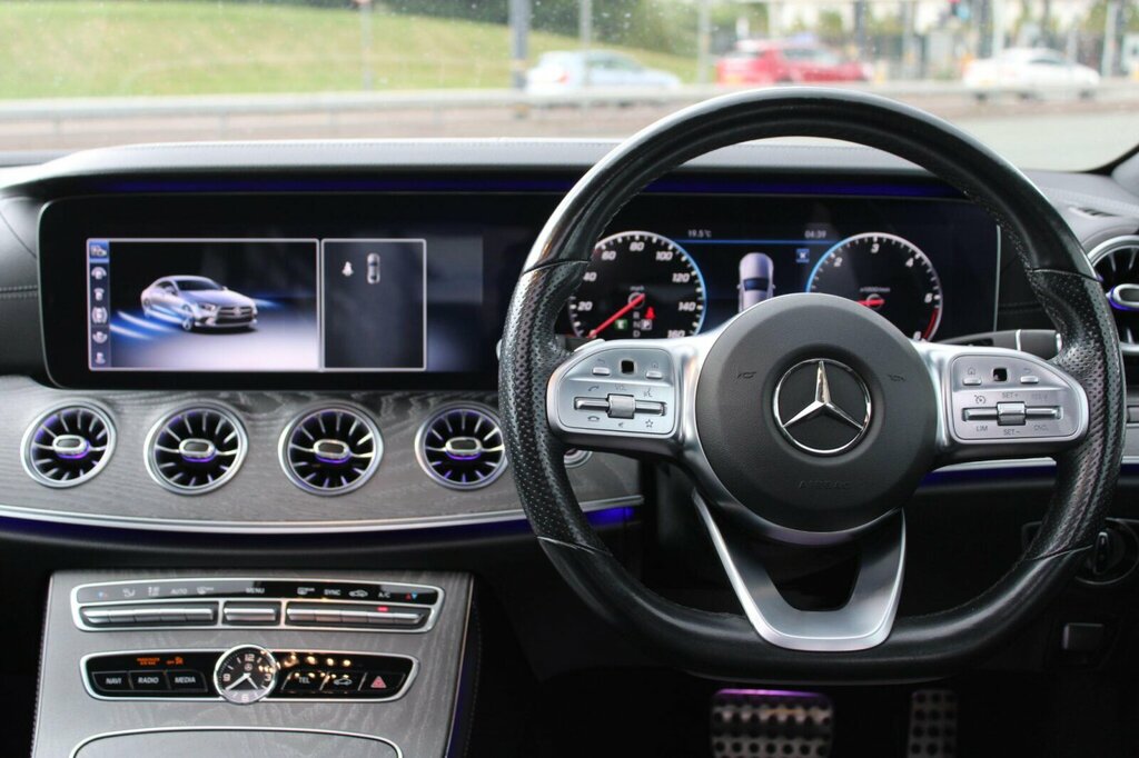 Mercedes-Benz CLS White #57