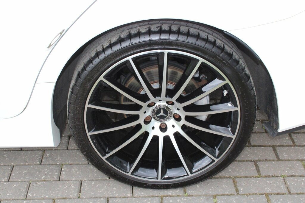 Mercedes-Benz CLS White #10