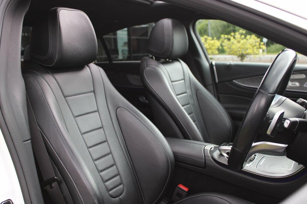 Mercedes-Benz CLS White #23