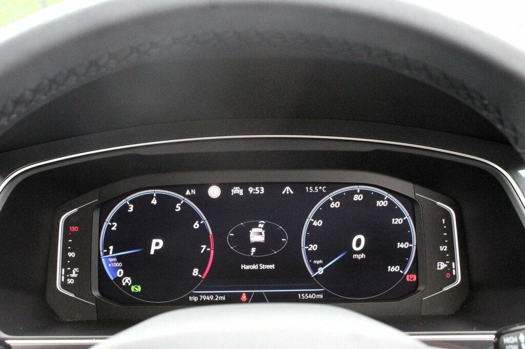 Volkswagen Tiguan Elegance White #33