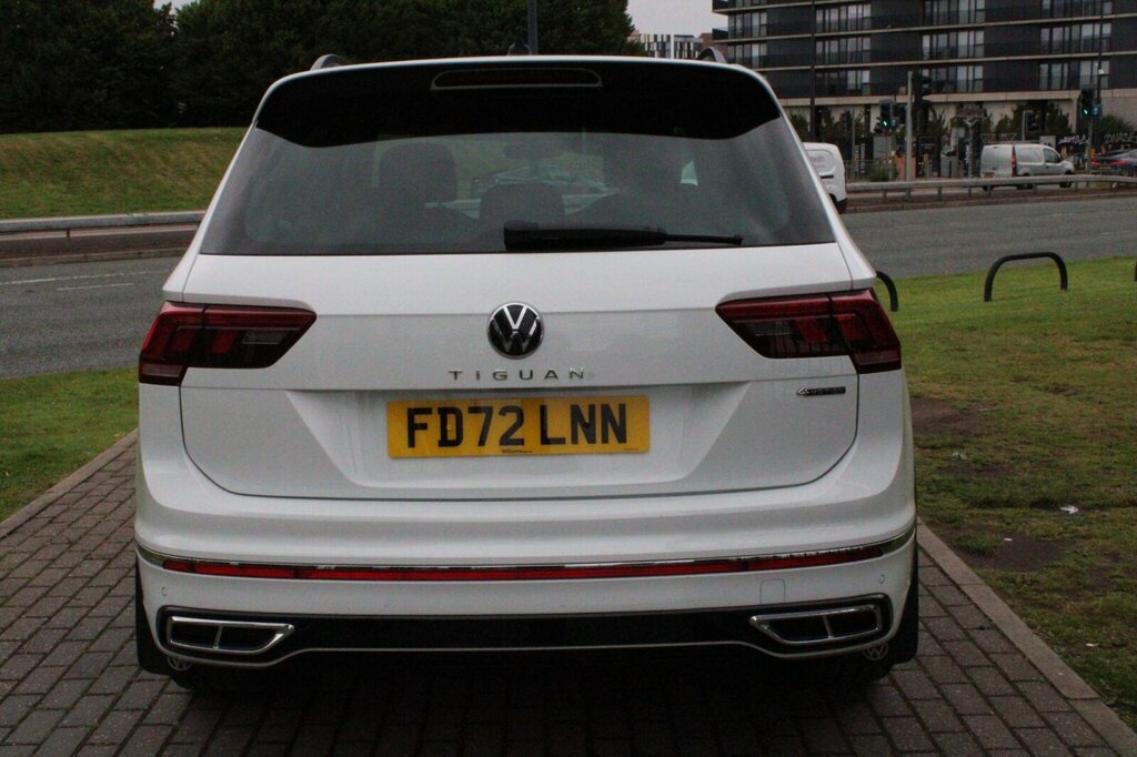 Volkswagen Tiguan Elegance White #12