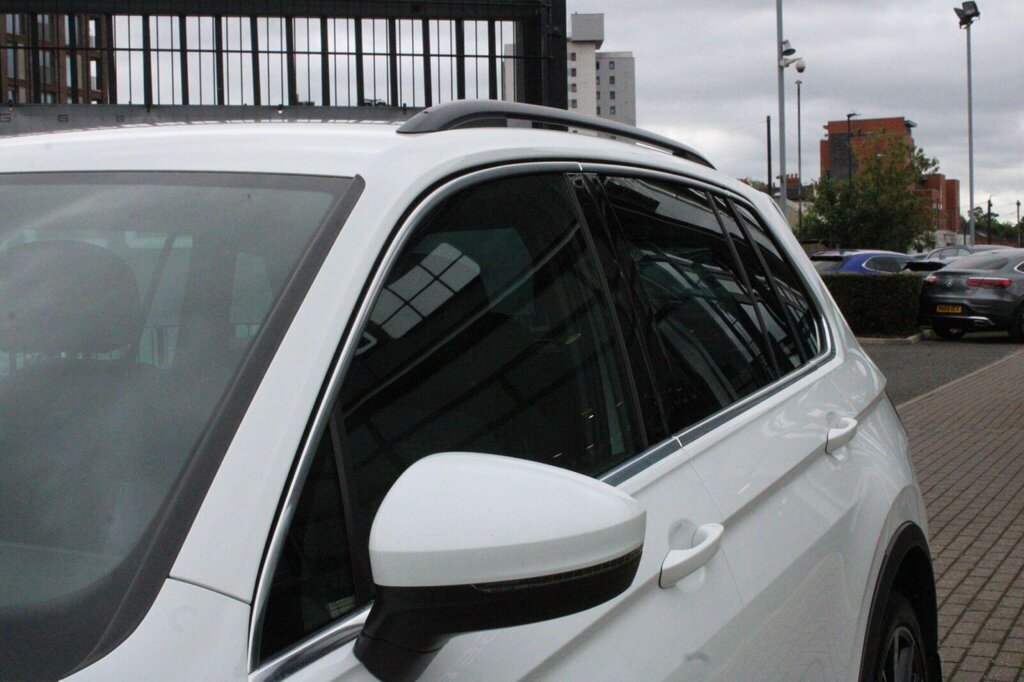 Volkswagen Tiguan Elegance White #9