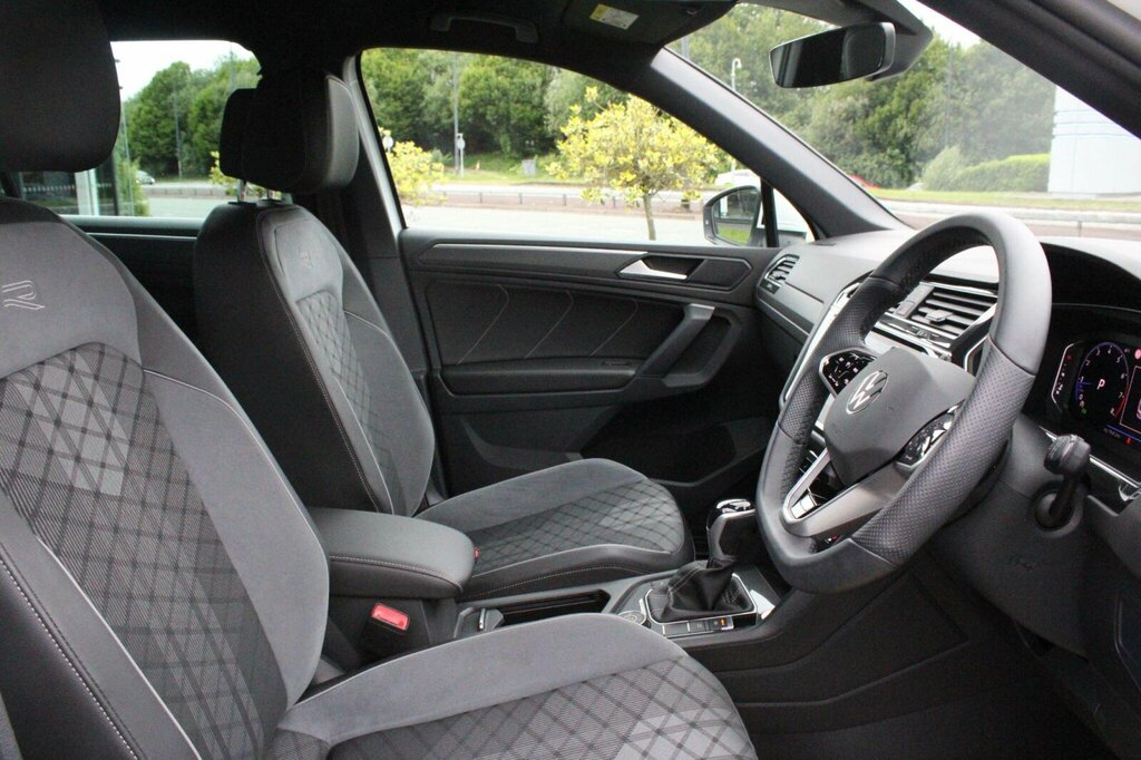 Volkswagen Tiguan Elegance White #20