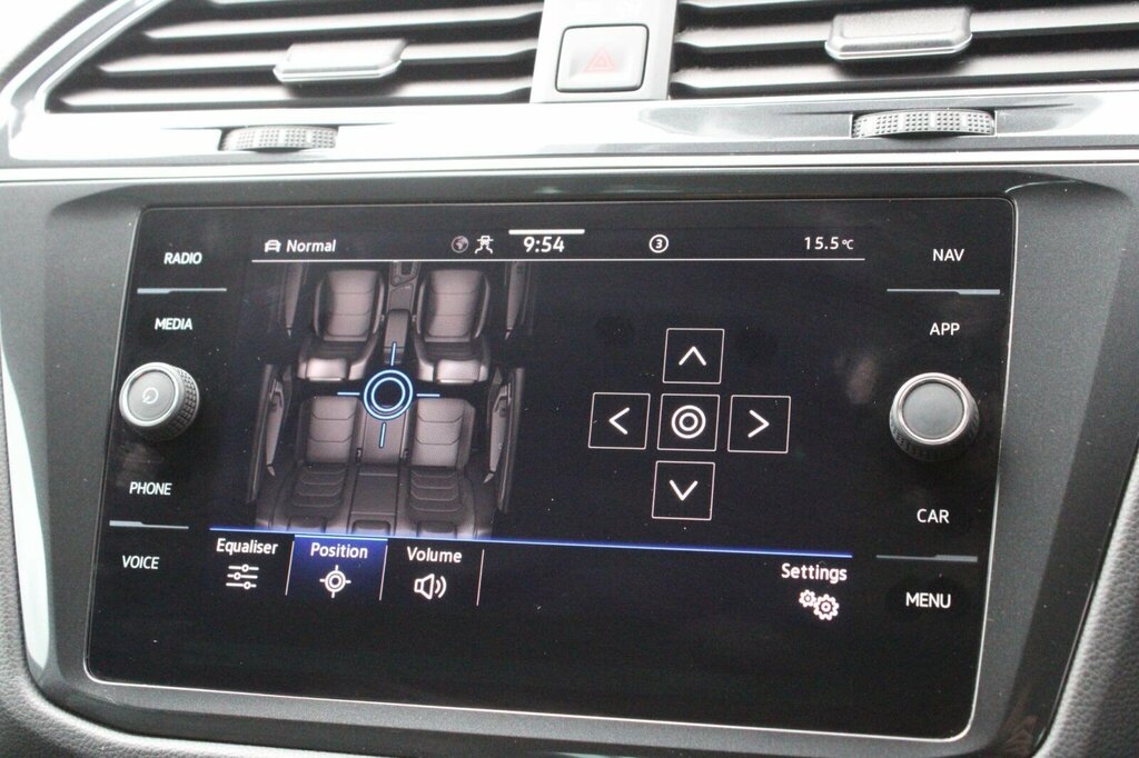 Volkswagen Tiguan Elegance White #46