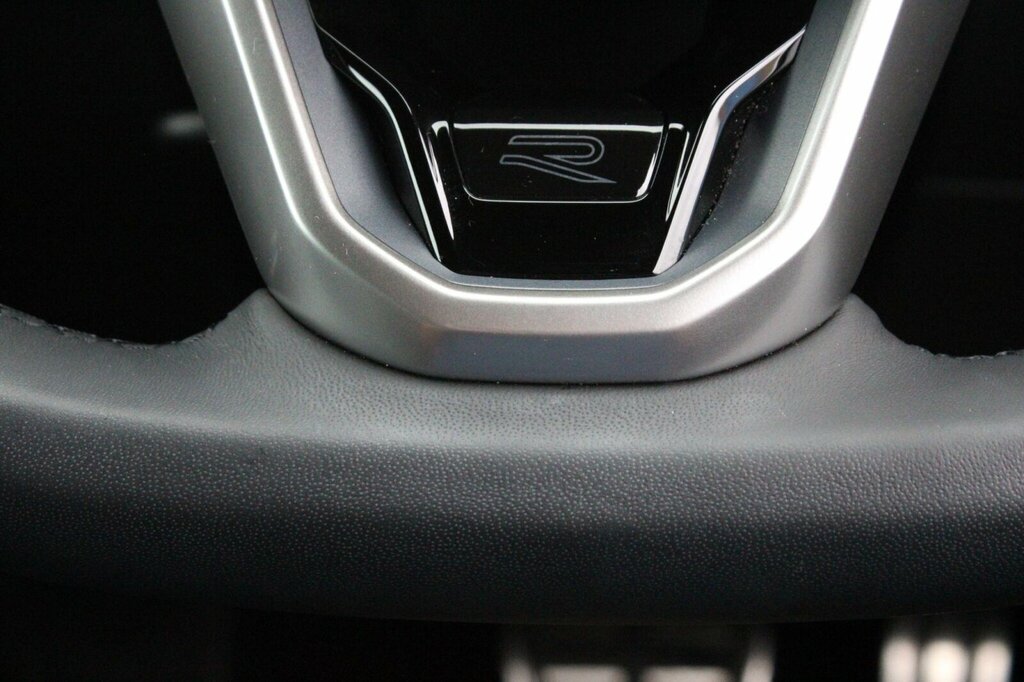 Volkswagen Tiguan Elegance White #30