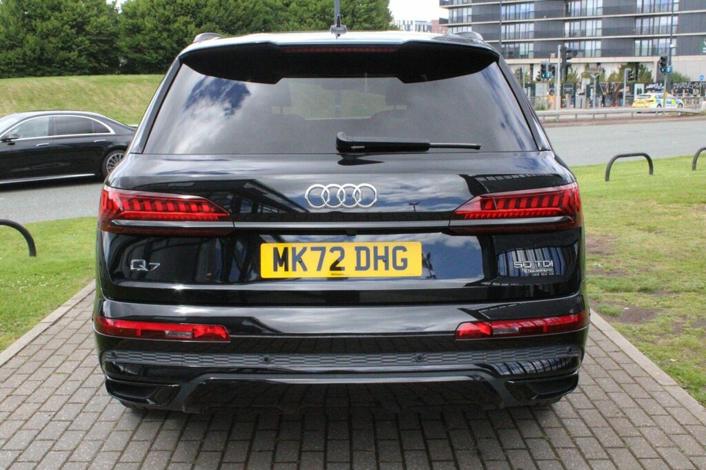 Audi Q7 3L Black Edition Red #12