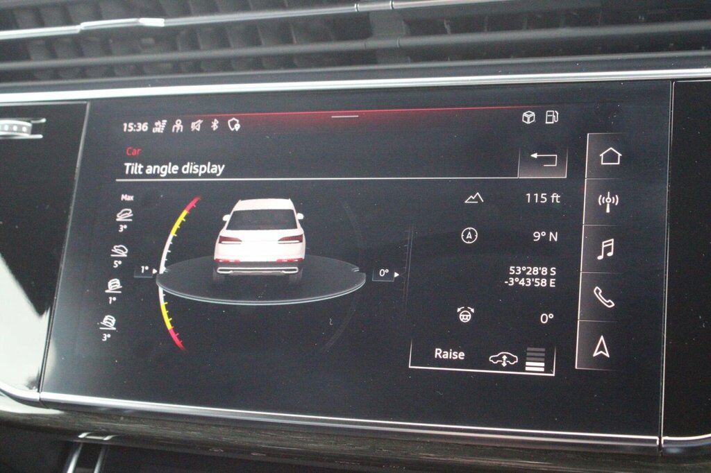 Audi Q7 3L Black Edition Red #41