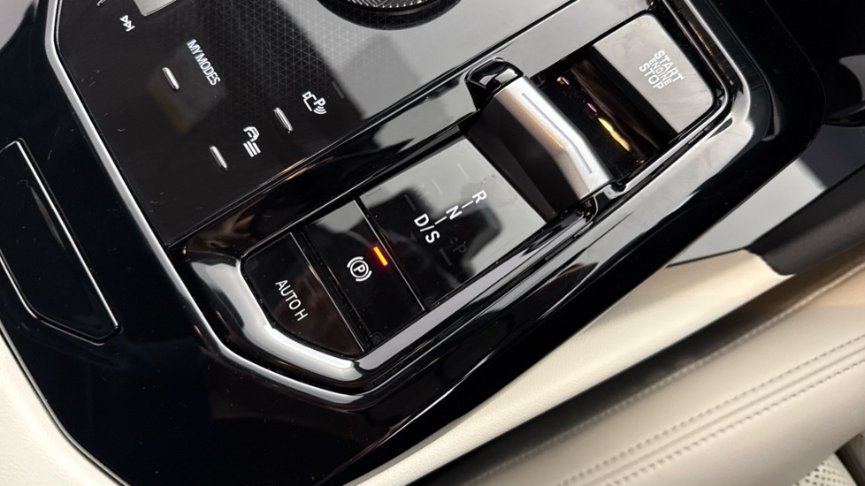 BMW 5 Series 530E M Sport Black #19